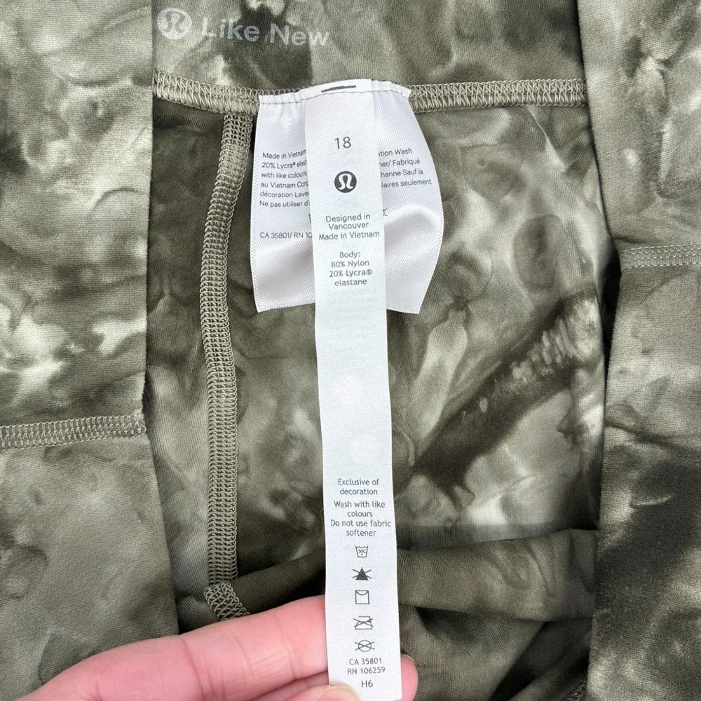 Lululemon Align High-Rise Crop 21